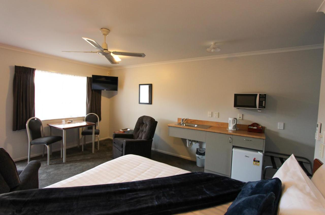 Bk'S Magnolia Motor Lodge Whanganui Exterior foto