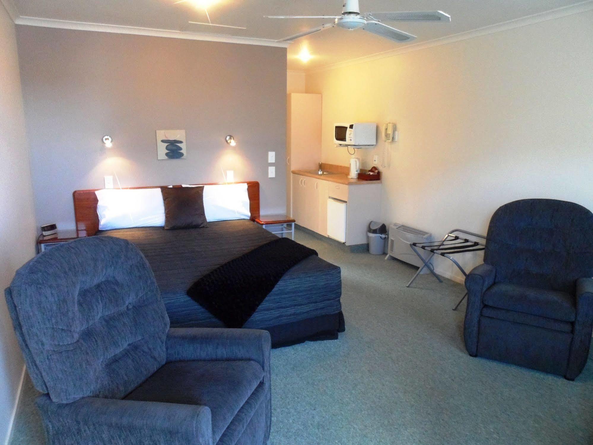 Bk'S Magnolia Motor Lodge Whanganui Exterior foto